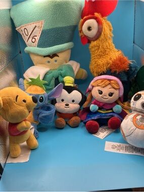 disney parks plush lot of 7
